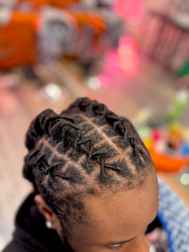Licensed hairstylist Toronto services by Chindo Locs